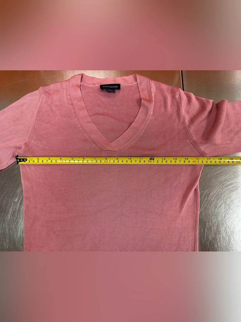 Vintage Ann Taylor 100% Silk Ribbed V-Neck Pullover Sweater Pink Small